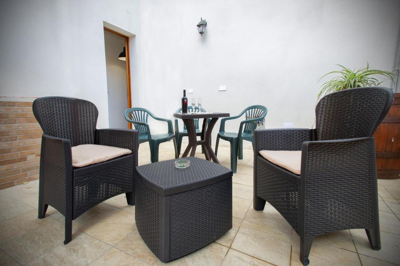 Holiday Room Sa Tebia Oristano Extérieur photo