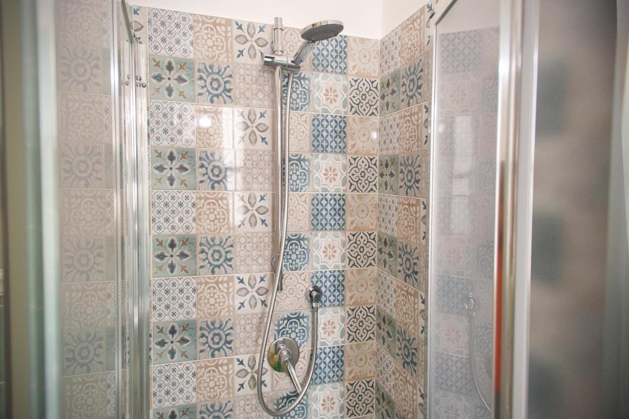 Holiday Room Sa Tebia Oristano Extérieur photo