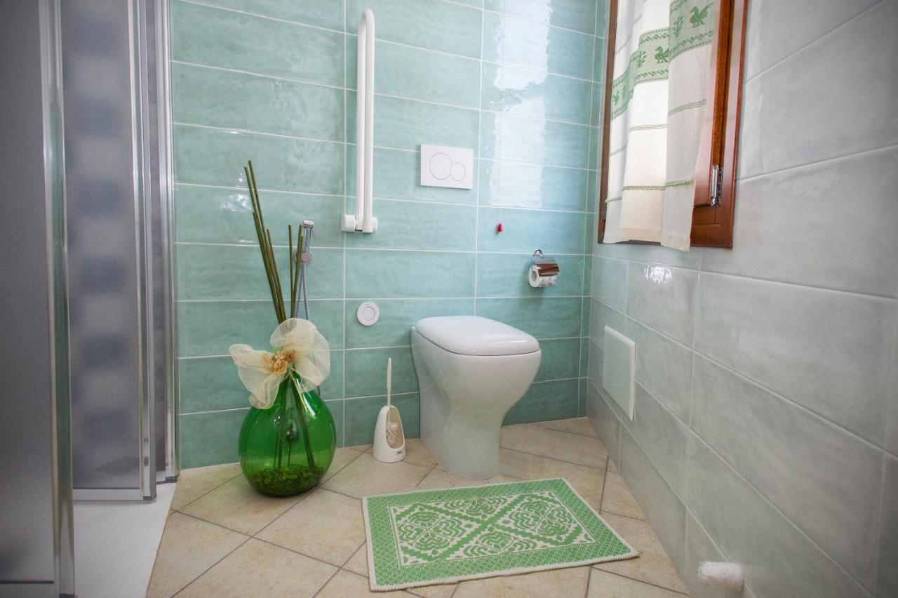 Holiday Room Sa Tebia Oristano Extérieur photo