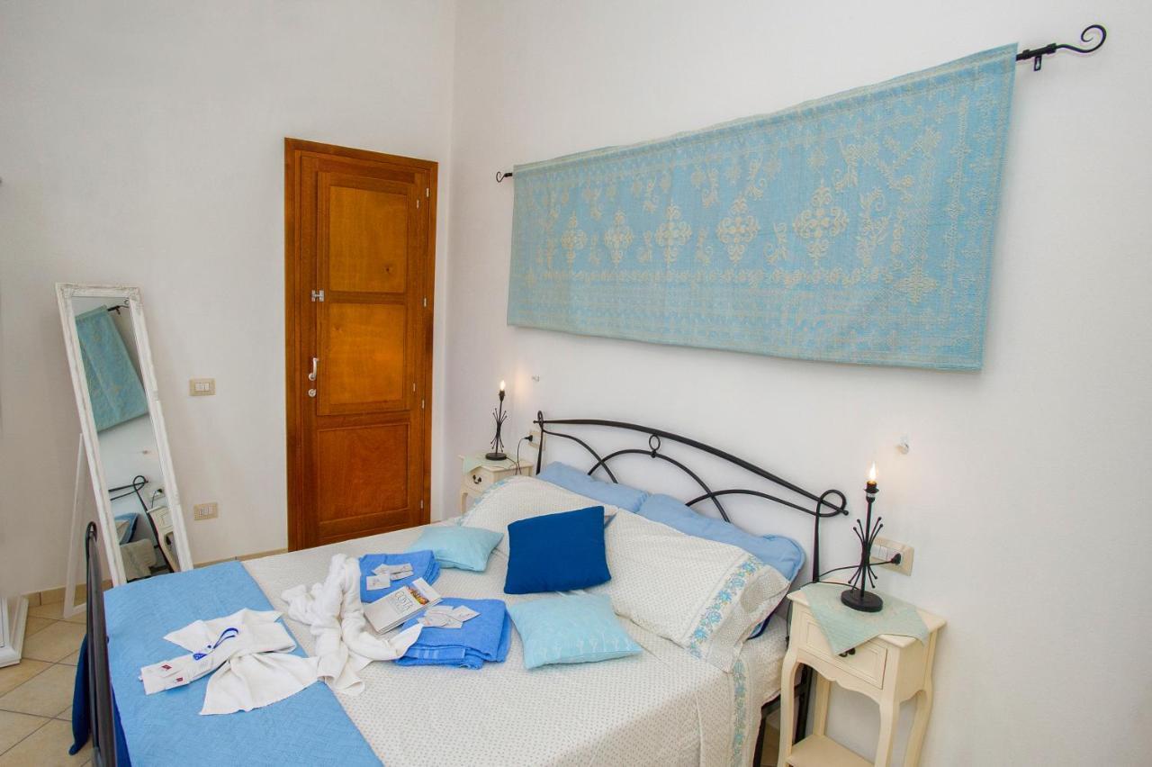 Holiday Room Sa Tebia Oristano Extérieur photo